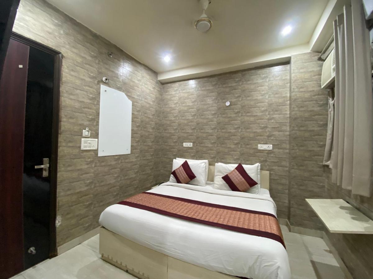 Hotel Red Chilly New Delhi Eksteriør bilde
